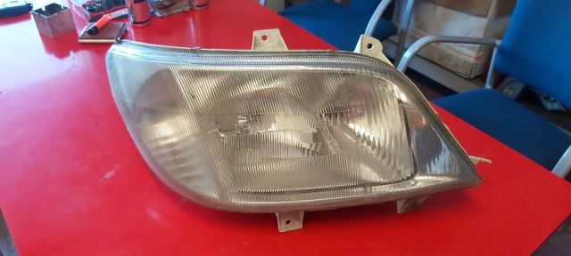 FARO DERECHO MERCEDES SPRINTER