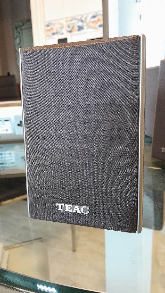 ALTAVOCES 5.1 TEAC