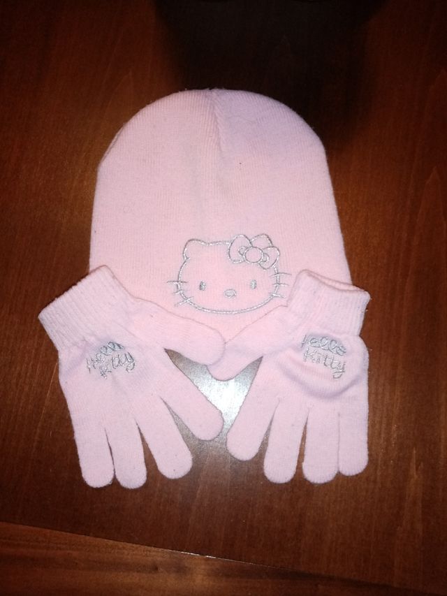 Cappello e guanti hello kitty