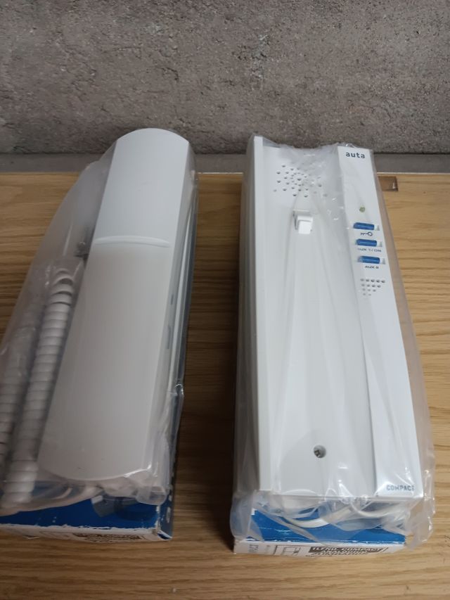 Teléfono portero Automático.