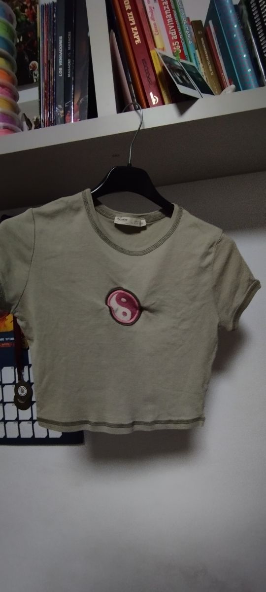 top verde militar claro