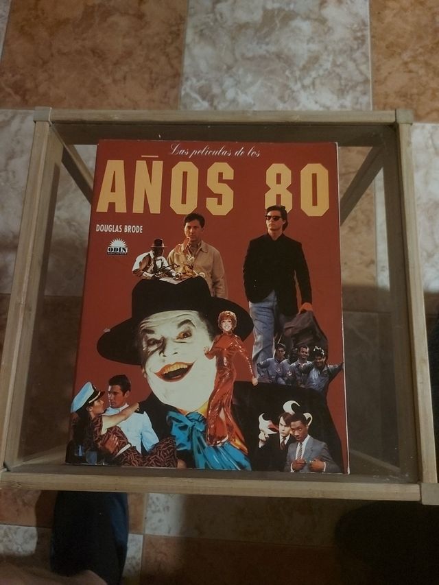 Libro las películas de los 80 muy bonito