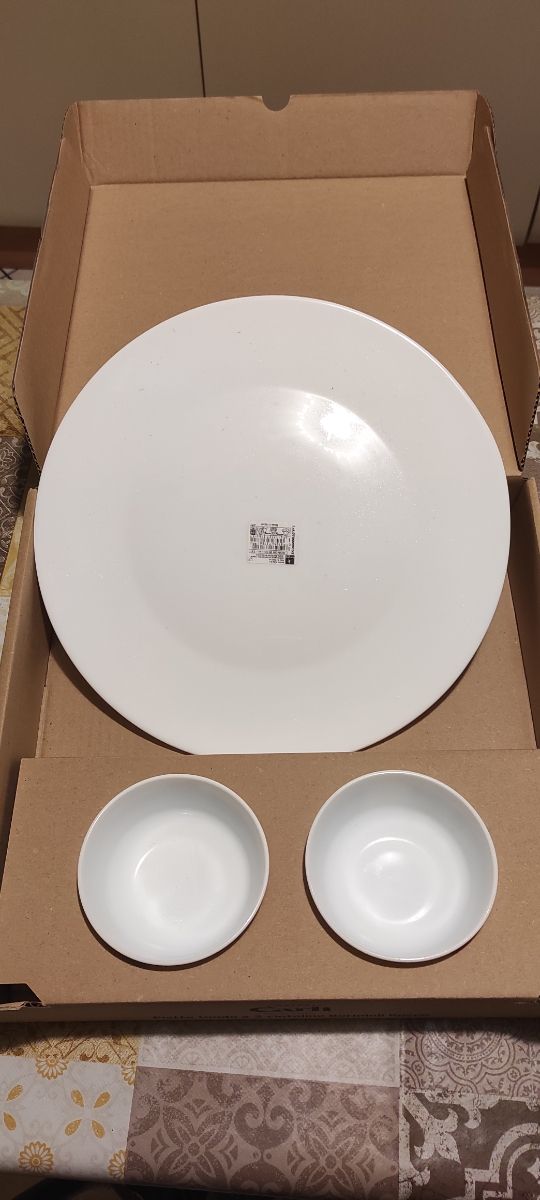 Piatto tondo e due ciotoline Olio Carli