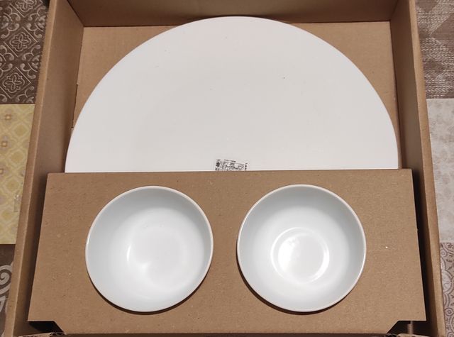 Piatto tondo e due ciotoline Olio Carli