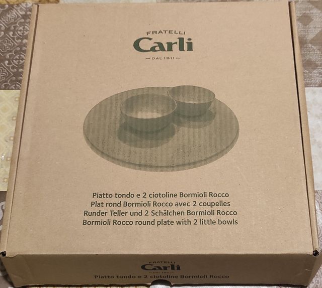 Piatto tondo e due ciotoline Olio Carli