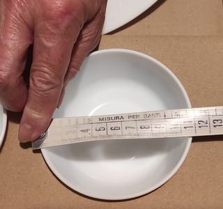 Piatto tondo e due ciotoline Olio Carli
