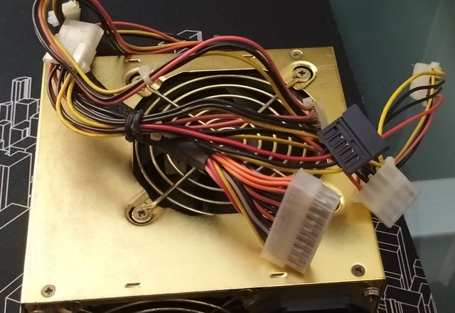 Fuente de alimentación PC (biswal 500W)