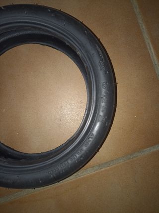 Neumático rueda patinete eléctrico