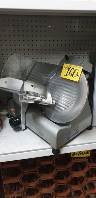 Corta fiambres profesional