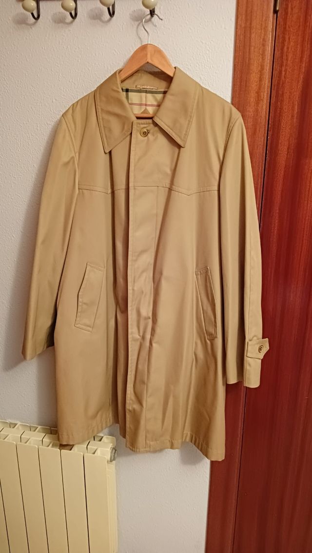 Gabardina hombre . Sin usar..