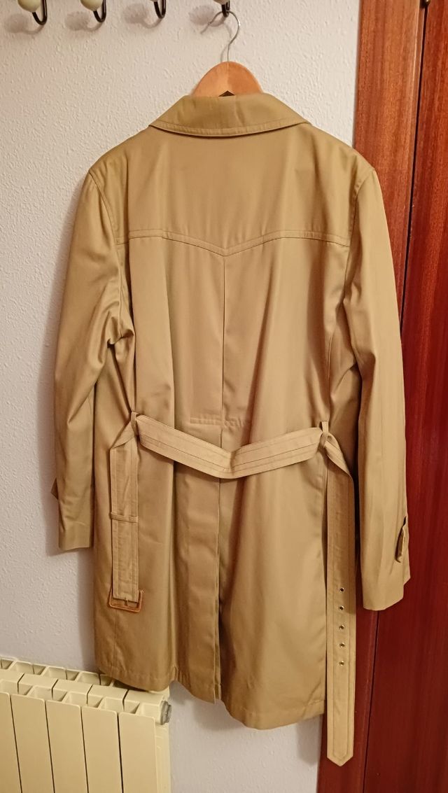 Gabardina hombre . Sin usar..