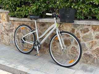Bicicleta de paseo globe specialized