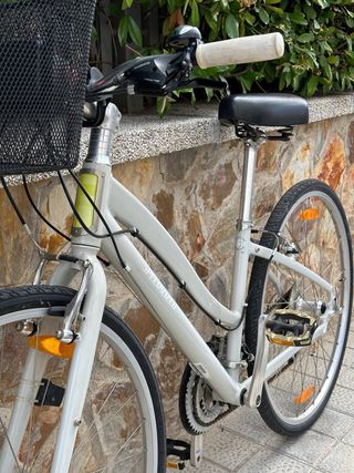 Bicicleta de paseo globe specialized