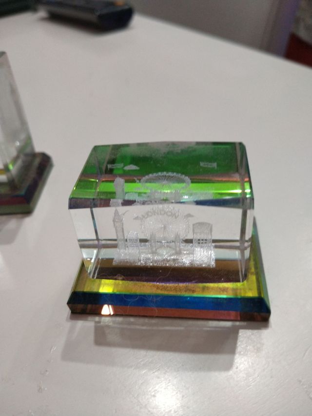 Collezione di oggetti in vetro