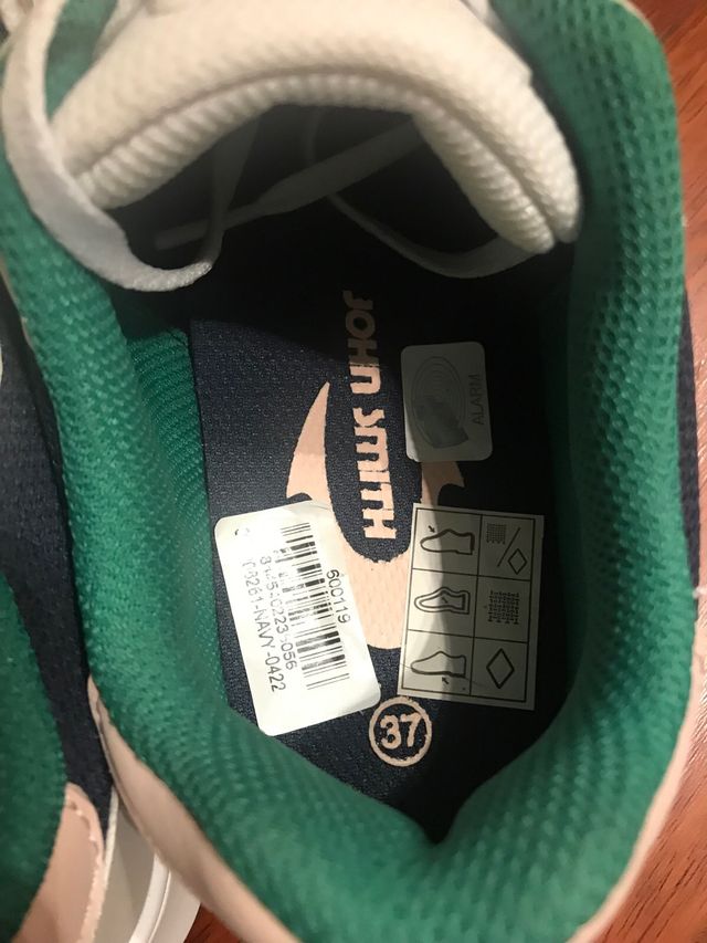 Nuove sneakers da donna taglia 37