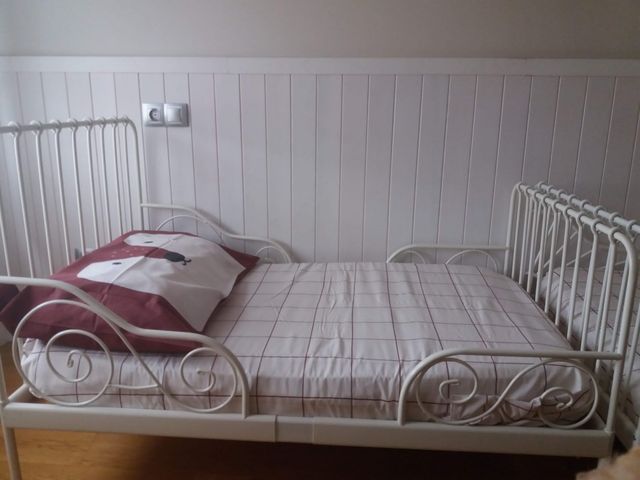 Dos camas extensibles Ikea