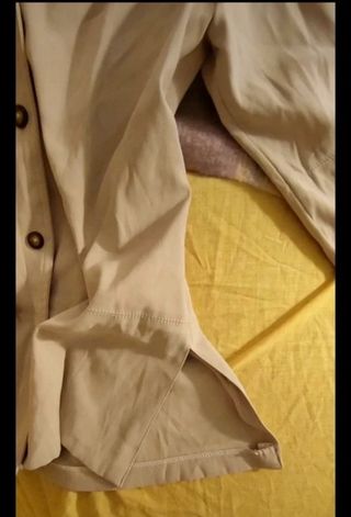 Chaqueta beige antelina 