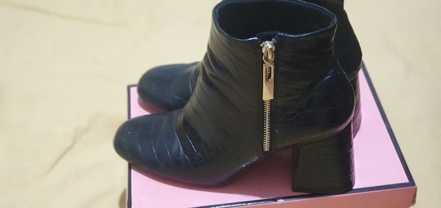 Botas color negro ⚫️