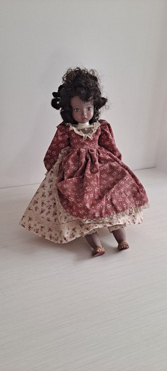 Lote 5 muñecas porcelana.