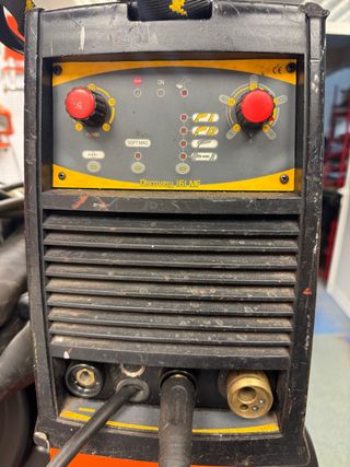 Maquina soldar WECO 220V 