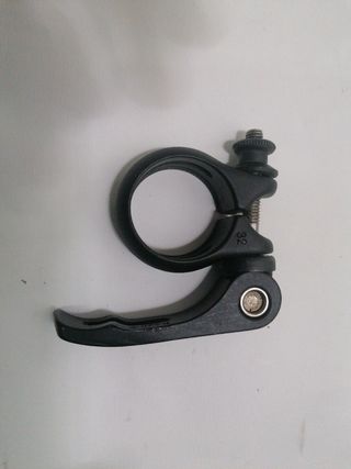 Abrazadera de tija