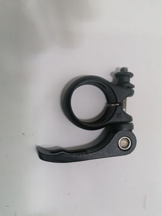 Abrazadera de tija
