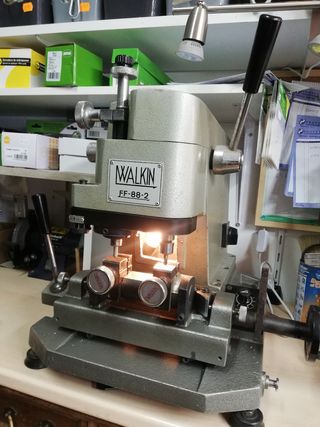 Máquina llaves seguridad