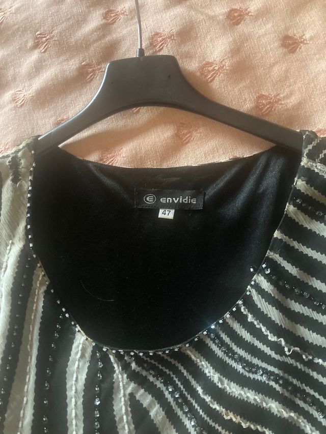 Elegante abito da sera in chiffon di seta