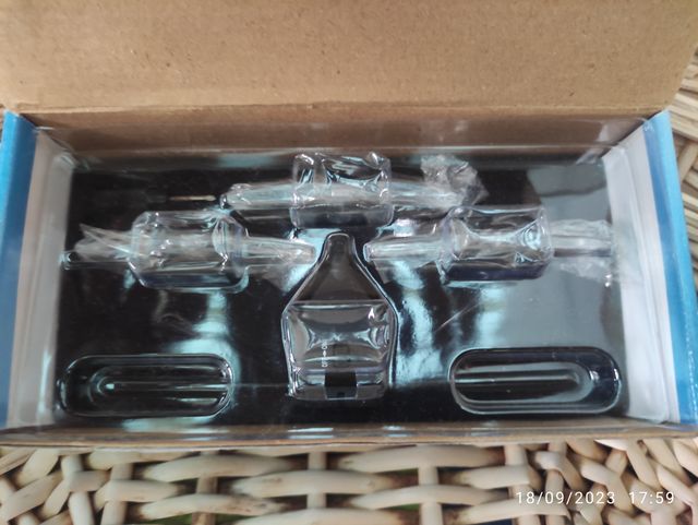 Occhiali con clips da ingrandimento