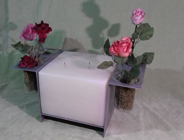 Centrotavola con enorme candela