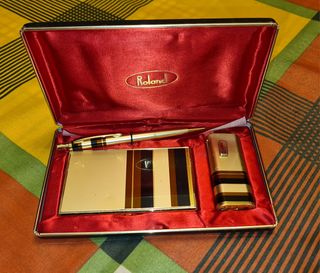 Roland boligrafo, pitillera y mechero