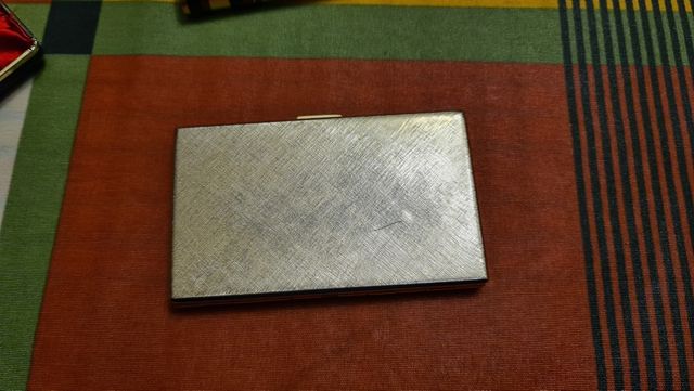 Roland boligrafo, pitillera y mechero