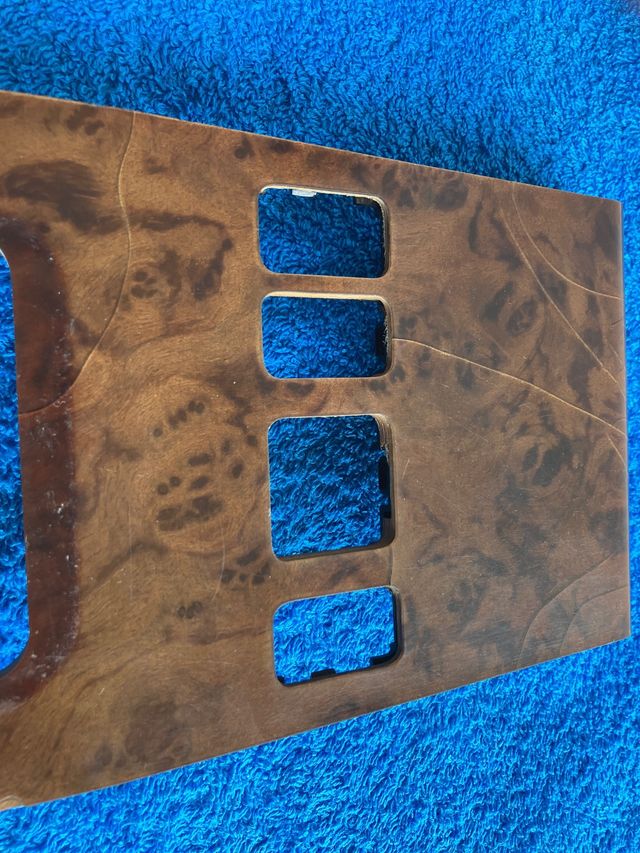 Consola Madera Nogal Mercedes E W124