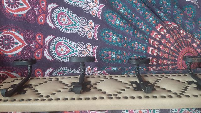 Percha vintage tapizada