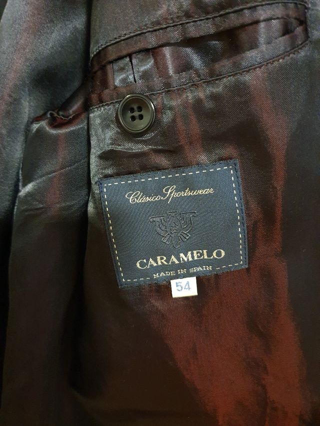 Abrigo largo gris oscuro marca Caramelo