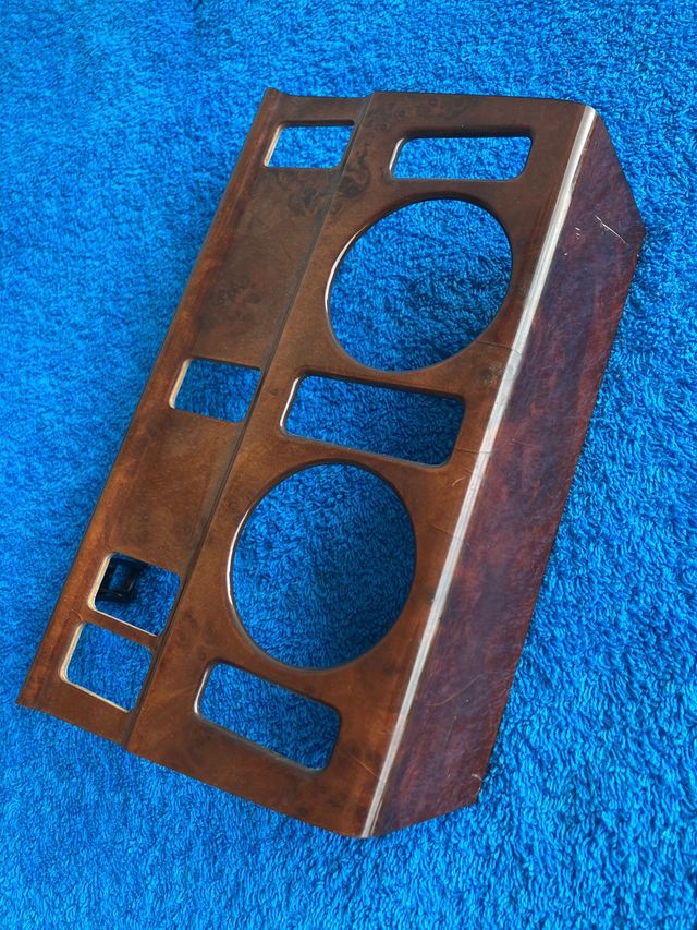 Madera raiz nogal Mercedes E W124