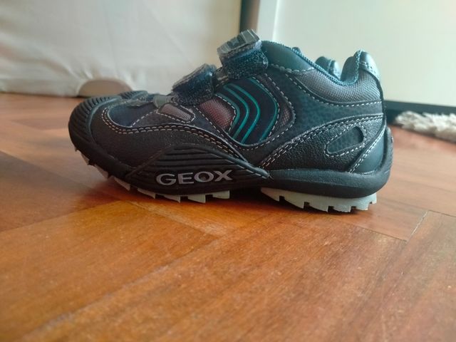 Tenis/bota niñ@ GEOX talla 26