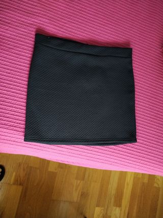 Falda de stradivarius