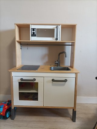 Cocinita de madera Ikea