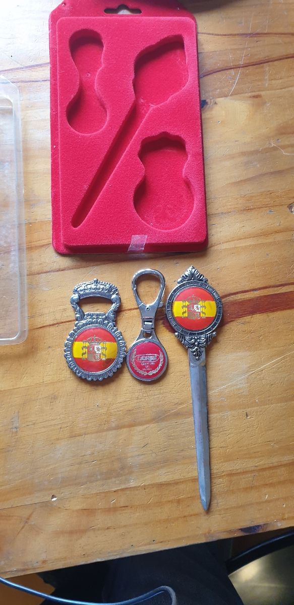 LOTE ANTIGUO ESCUDO ESPAÑA