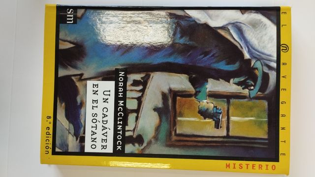 Libro Un cadáver en el sótano. SM