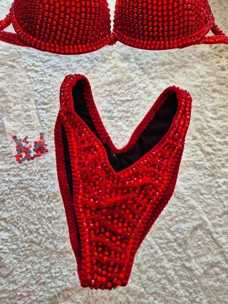 Bikini +pendientes  de regalo