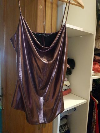 Top brillante de  Zara 