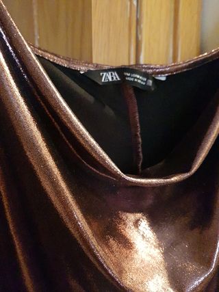 Top brillante de  Zara 