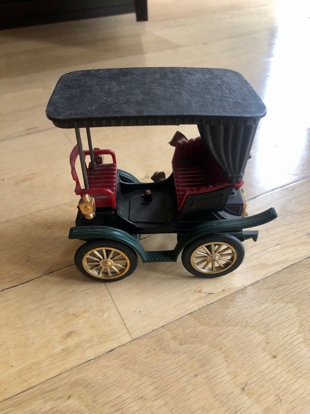 Coche 1892 Peugeot de Nacoral. Referencia 1009