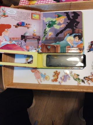 Peter Pan libro tapa dura con imanes