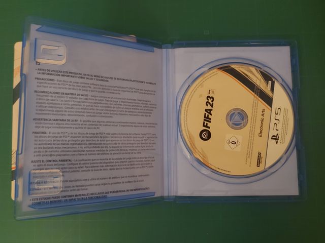 Fifa 2023 + caja metálica