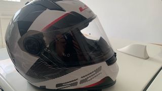   casco de moto LS2  como nuevo