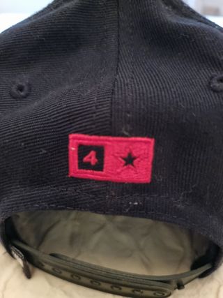 Gorra 4 STAR de color negro