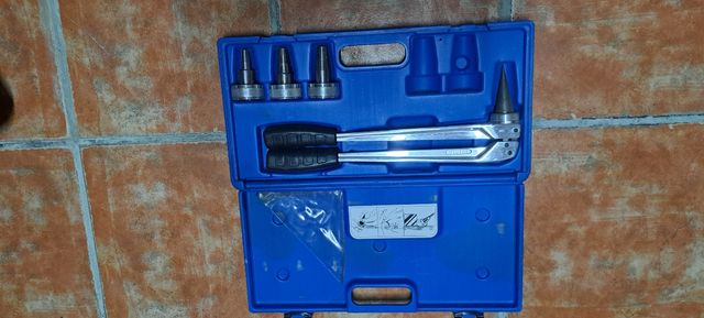 MAQUINA Expandidora de wisbord manual